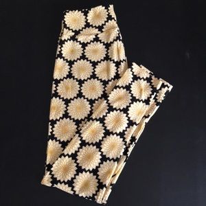 LuLaore OS Leggings  🌻